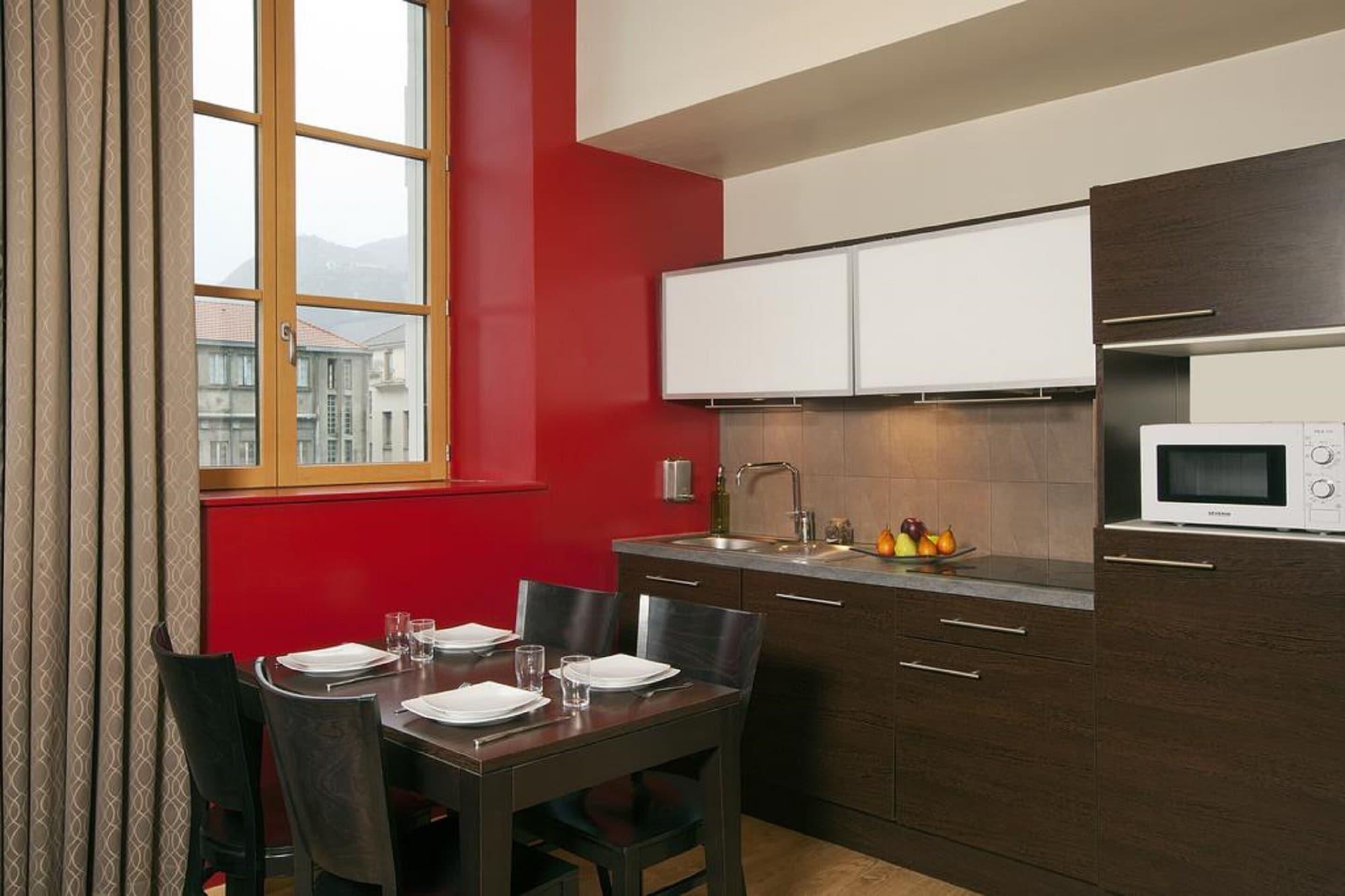 Residhome Caserne De Bonne